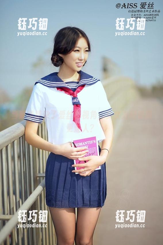 当束缚掺杂了爱丝的视角，少女为何反而更迷人？
