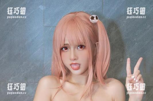 Azami Azami的虞美人女仆写真,让你在下载前就先感受到那股神秘魅力!