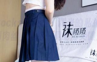 BoBoSocks袜啵啵 – 糯米的私拍资源:油亮薄肉丝,难得一见的脚尖微加固。