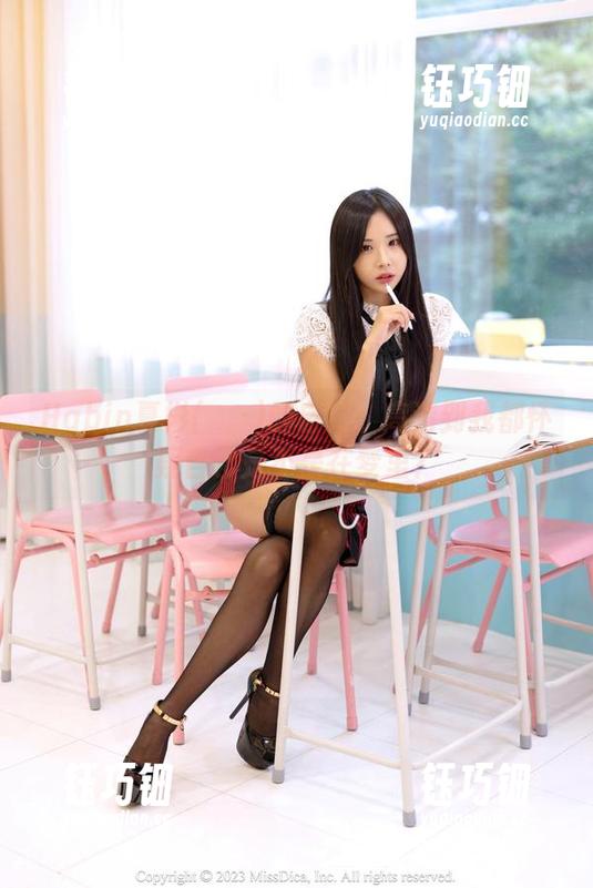 Habin夏彬(하빈)的自拍：高清到我都怀疑自己是不是在梦里？