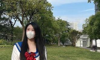 微密圈 – 浴缸的私语：July芝岚在高清图库中的灵动身姿