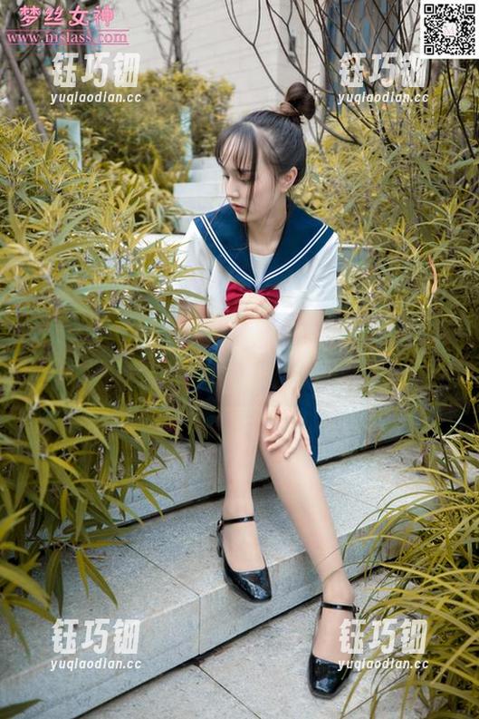 MSLASS梦丝女神 - 看幻琪琪的萝莉小JK写真，免费的快乐，不怕长胖！