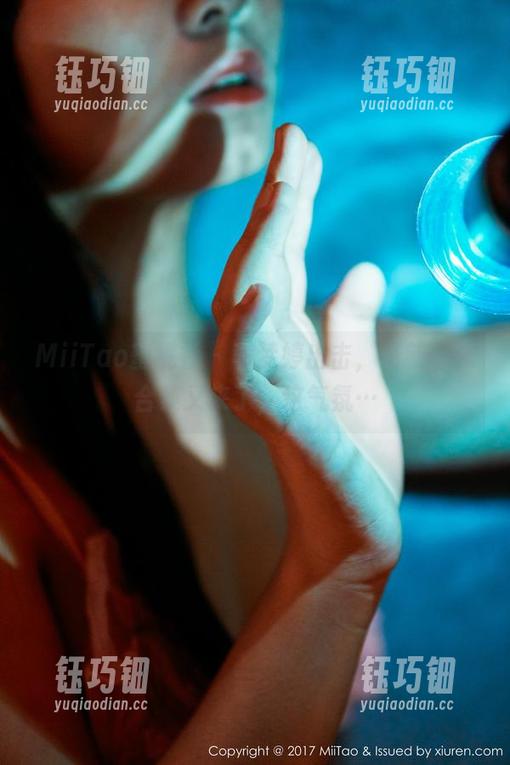 MiiTao蜜桃社-李梦婷 MiiTao蜜桃社 - 李梦婷出击,最新丝袜合集又来了,这气氛…