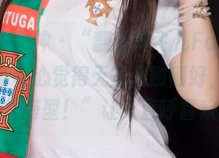 TGOD推女神 – “翻看刘飞儿Faye的眼镜作品，真心觉得无圣光刚刚好，随性却又很有型！”让人直呼喜欢！
