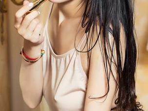 TouTiao头条女神 – 谁说蕾丝只能是浪漫?大悦悦用高清图包告诉你另一种可能