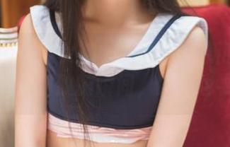 TouTiao头条女神 – 艾小青最新睡衣穿搭:分享那些别致的瞬间,睡觉也要漂亮!