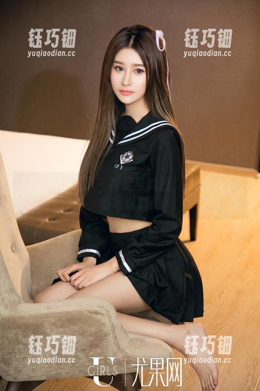 UGirls尤果网-孟狐狸 UGirls尤果网 - 裸足与孤独:透视孟狐狸的写真图册