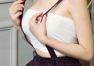 UGirls尤果网 – 当白衬衫遇上王谨轩—在线分享,绝美不只是梦!