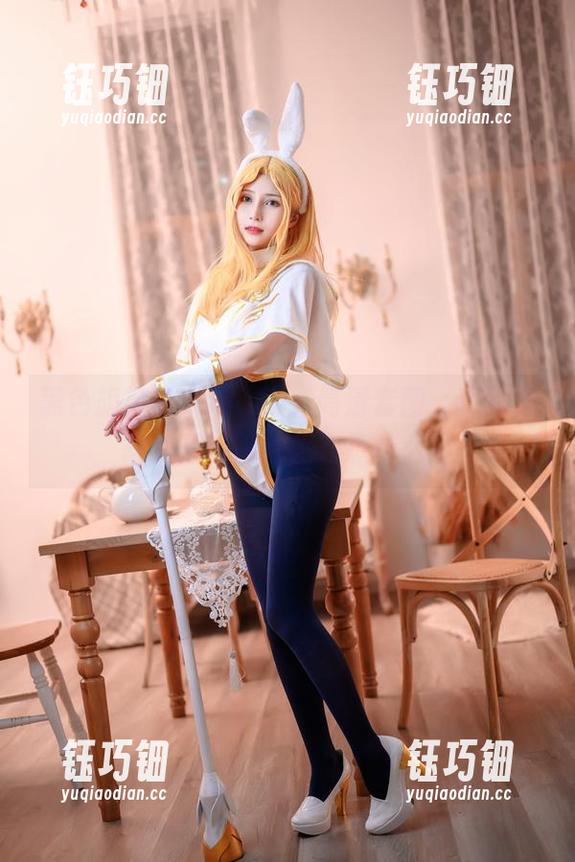 Vams子 黑色旗袍与Vams子:高清套图,真的很想知道,她心里在想什么!