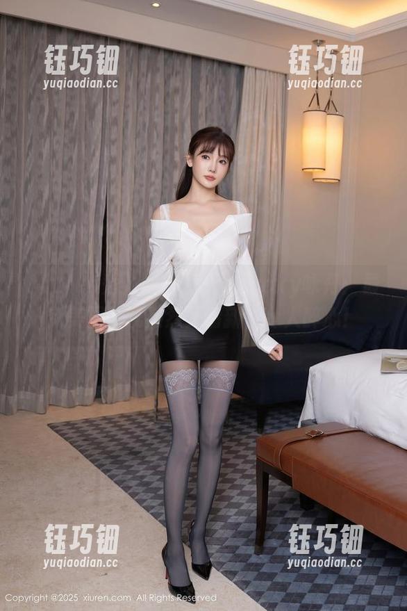 Xiuren秀人网-lucky咏丹 Xiuren秀人网 - 夏天的lucky咏丹:最新美图,既热烈又清新,令人醉心!