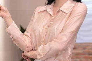 Xiuren秀人网 – 伊一Moon的美脚私房懒人合集，看看人家是怎么玩转脚部搭配的！