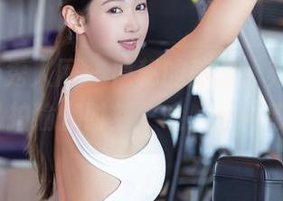 Xiuren秀人网 – 隐秘的美图，养乐多DoDo的私拍瑜伽时刻，哦，那种感觉……