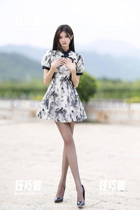 Xiuren秀人网-小雨baby Xiuren秀人网 - 小雨baby的作品系列更新:镂空可以这么好看,原图轻松引发无数灵感!