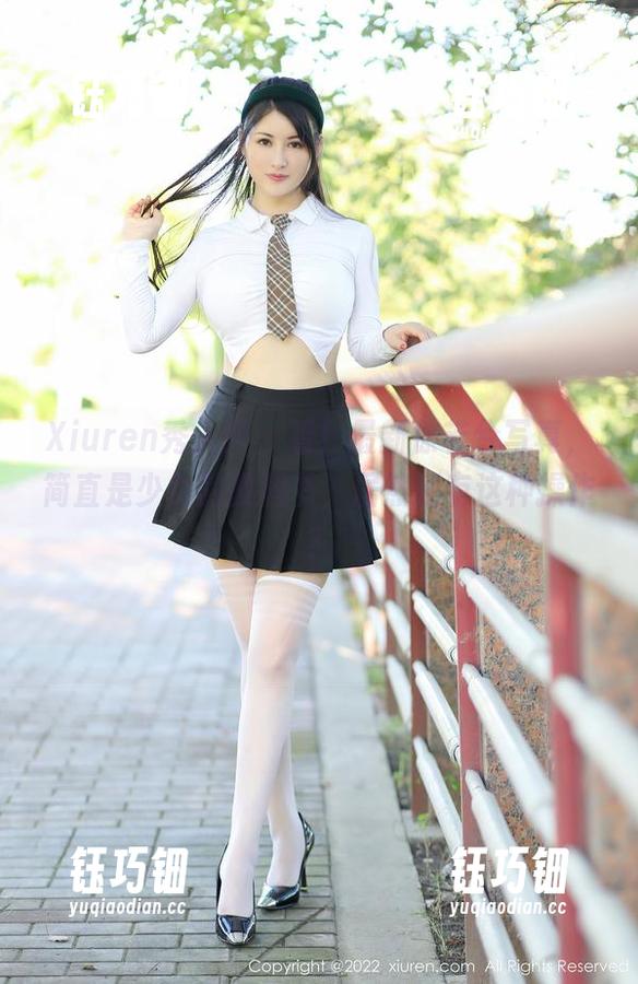 Xiuren秀人网-徐若兮 Xiuren秀人网 - 看!最新徐若兮写真,简直是少女的教科书,居然还有这种操作?