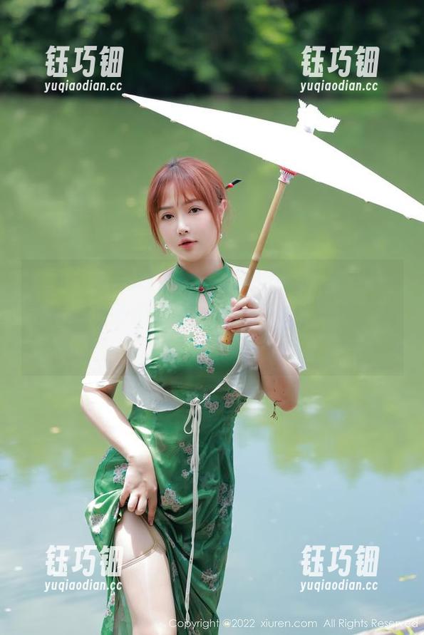 Xiuren秀人网-沈佳熹Kitty星辰 Xiuren秀人网 - 谁能抗拒沈佳熹Kitty星辰的秘书诱惑?——照片原图一瞥,心跳加速的瞬间