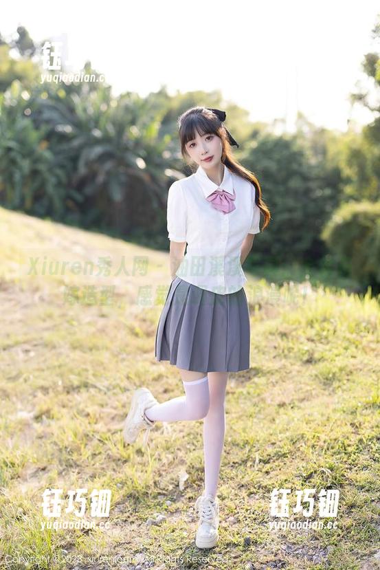 Xiuren秀人网-油田溪溪 Xiuren秀人网 - 油田溪溪写真:全套花嫁造型,感觉是调皮的浪漫呢!