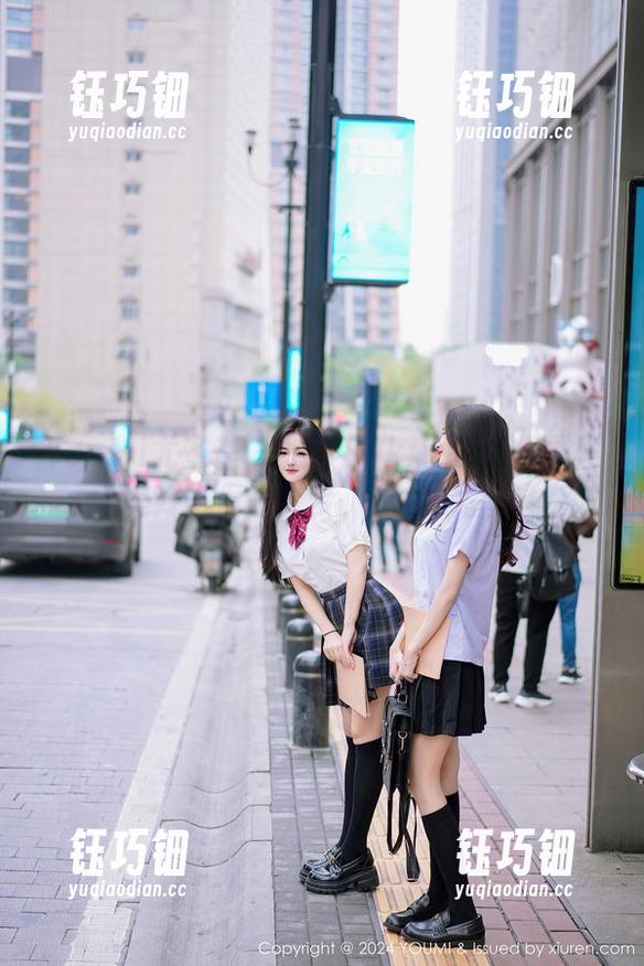 YouMi尤蜜荟-思淇Sukiii YouMi尤蜜荟 - 思淇Sukiii的圣诞图集:美好得像一个梦,但你得醒来!