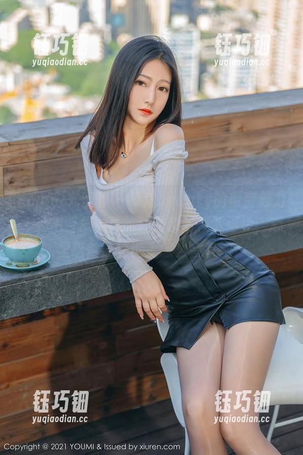 YouMi尤蜜荟-菲儿beauty YouMi尤蜜荟 - 菲儿beauty的镂空魅力,私拍合集,真的让我瞬间停下脚步,心里嘀咕,这世上怎么会有她?