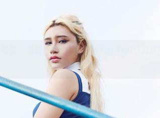 YouWu尤物馆 – 最新写真集!孟狐狸FoxYini让豹纹与野性完美碰撞!