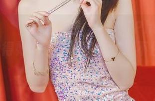 Yuna(윤아)竟然能把[SAINTPhotolife]阿狸拍得如此撩！原图让我忍不住想多看几眼…