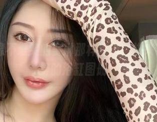 微密圈 – 像不爱笑的赛琳那样泡澡:快来看看这个免费的浴缸图册!