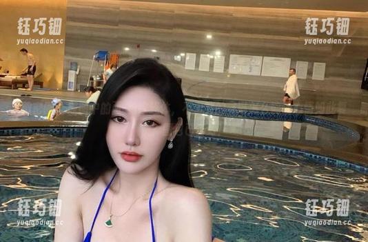 不爱笑的赛琳 微密圈 - 原图中的两-豹纹连体,不爱笑的赛琳怎么能让心情如此复杂?图包已备好!
