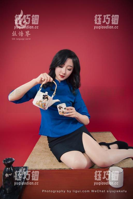 丽柜-文欣 丽柜 - 不看会后悔!文欣自拍,免费下载,让你的屏幕瞬间靓丽!