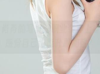 丽柜 – 肖肖的写真:职业装穿上身,瞬间感觉自己也能升职加薪?