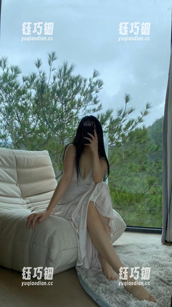 俏妞qiaoniuTT 微密圈 - 满屏怼脸,俏妞qiaoniuTT全套可真是个‘心动’开关,让人瞬间想到了瞬间心跳!