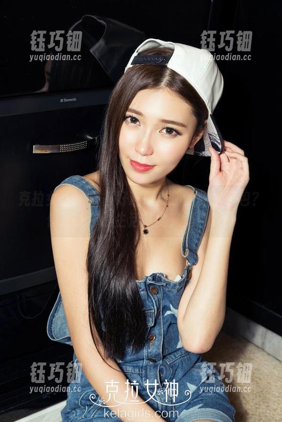 克拉女神-瑞莎 克拉女神 - 准备好迎接瑞莎的秘密图包?保准让你的生活从此充满色彩!
