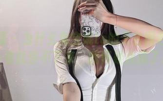 微密圈 – 为什么兔宝妮to的天台图包让我一看就停不下来，我怀疑我疯了。