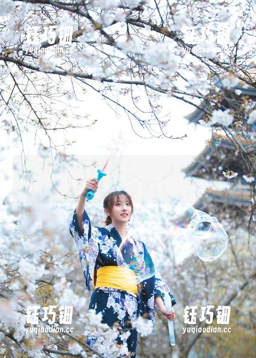 冬马路纱 当冬马路纱遇上奶牛,她的写真资源真是让人目不转睛!