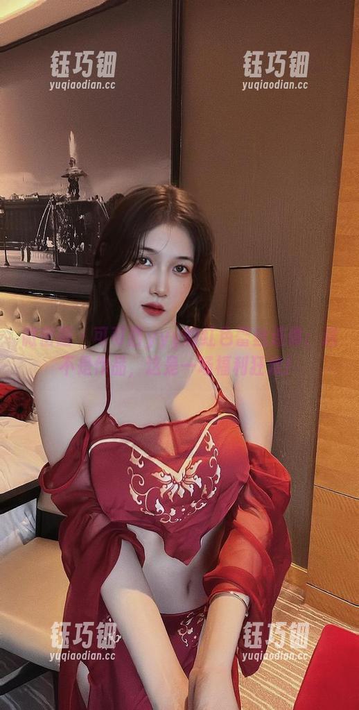 可可西yyy 微密圈 - 可可西yyy的红色蕾丝连体:这不是作品,这是一场福利狂欢!