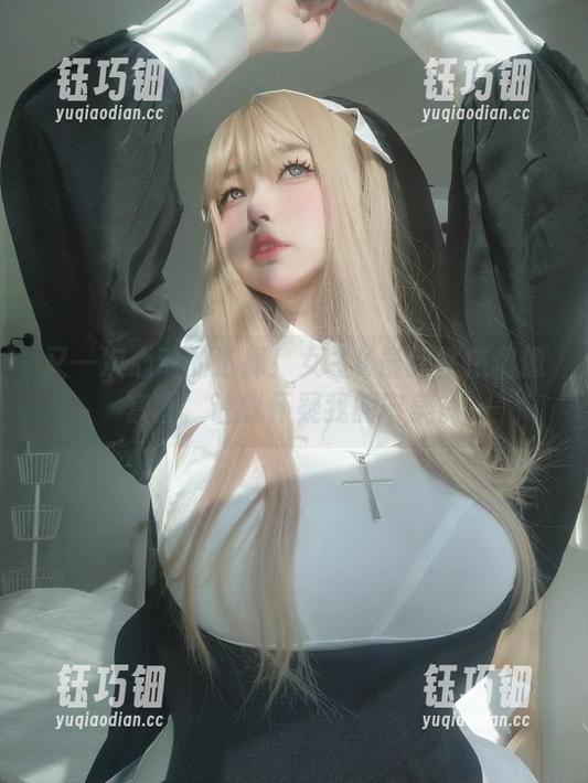 女主K 又一次心动的选择!女主K最新性感偶像套图,让我怀疑我的审美。