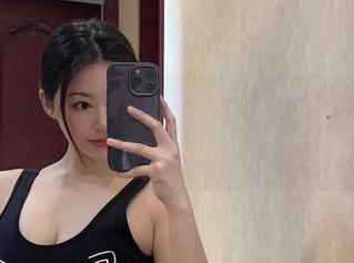 微密圈 – 今天的奶宝妹纸真是有点过分,什么写真集、资源都无法阻挡她的狂野!