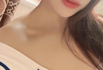 微密圈 – 奶宝妹纸的蓝色制服美图,真的是让我每一帧都想截图存档,图包超赞!
