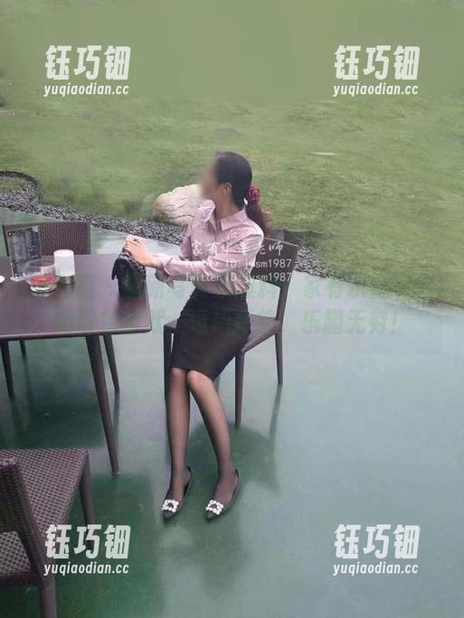 家有水墨老师 微密圈 - 最新写真集爆料:家有水墨老师的粉色幽默,逗趣环绕,乐趣无穷!