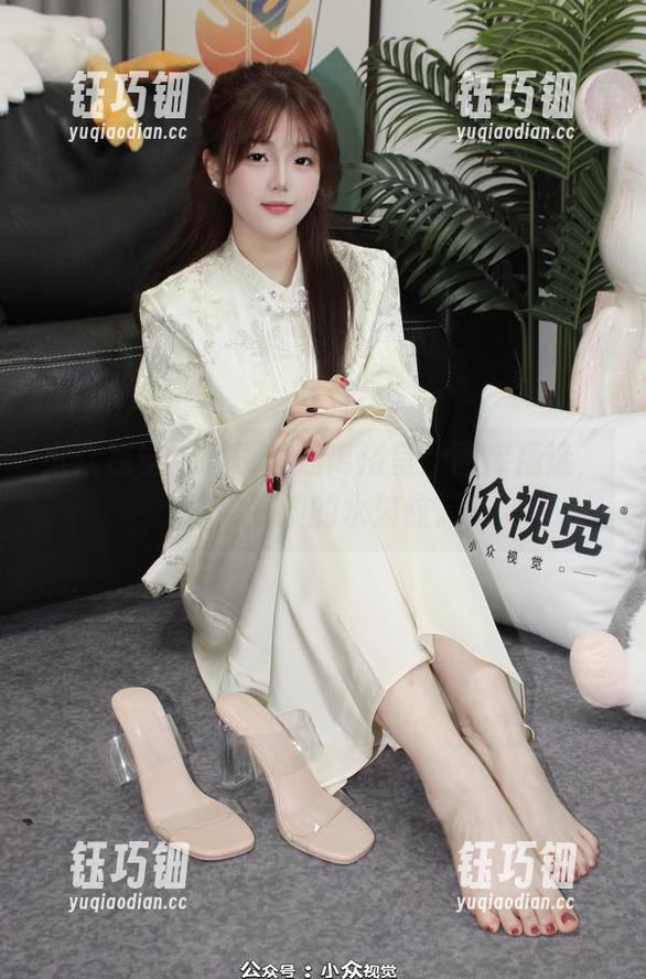 小众视觉-嘤嘤 小众视觉 - 嘤嘤的迷离浴室:图库精选,打破平淡的水波纹。