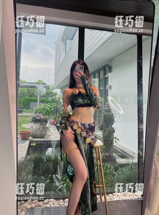 小玉吃果冻 微密圈 - 最新小玉吃果冻照片曝光,剧情让我感觉像是在看悬疑片!