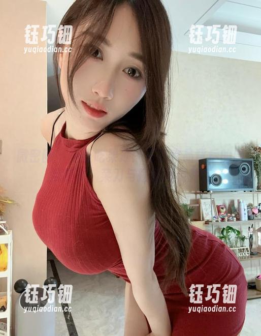 小玉吃果冻 微密圈 - 小玉吃果冻:写真作品背后的厨娘故事,菜刀与摇曳舞姿并存