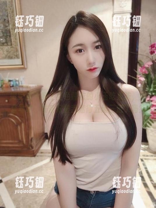 小玉吃果冻 微密圈 - 穿上红色睡衣的小玉吃果冻,全套写真,准备好被我迷得五迷三道了吗?