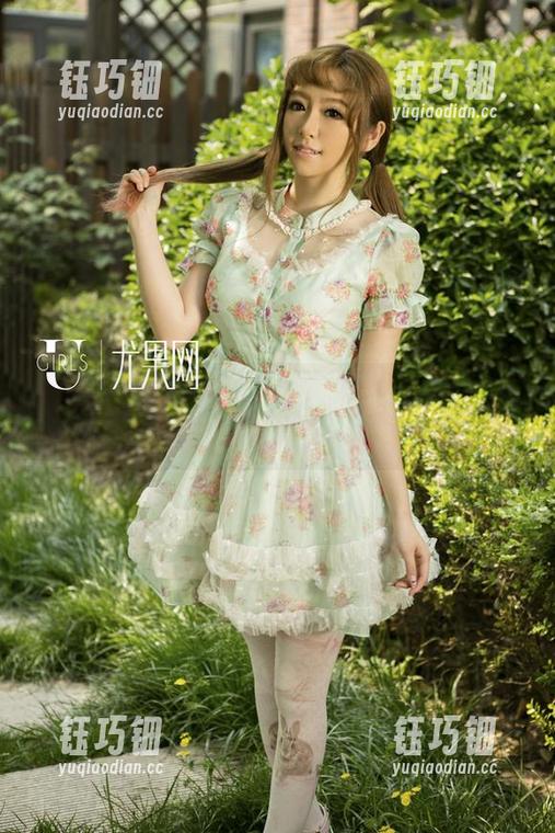 尤果网-夏倪可ella 尤果网 - 更新!夏倪可ella的旅拍合集——你准备好看她玩命摆pose了吗?