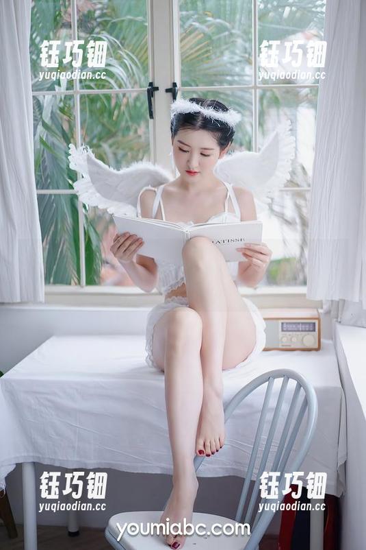 尤蜜荟-菲儿 尤蜜荟 - 豹纹的菲儿,高清照片仿佛在低语:别走,继续看!