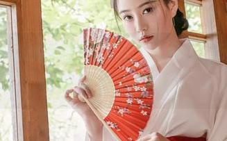 年年Nnian的厨娘魔法：COS加成，套图看得我直流口水！
