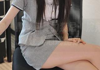 异思趣向 – 黑丝包臀的禁忌:婉萍高清套图让人心跳加速