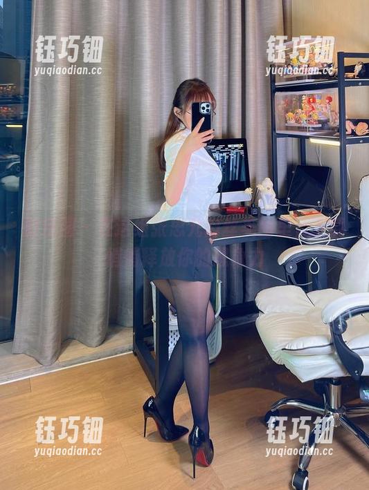 张思允 微密圈 - 在这组张思允肉丝美图里,下载悄悄释放你的想象力