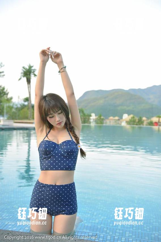 推女神-莫晓茜sunny 推女神 - 这套图里的眼镜和莫晓茜sunny,真是绝配,脑海里醒目得很。