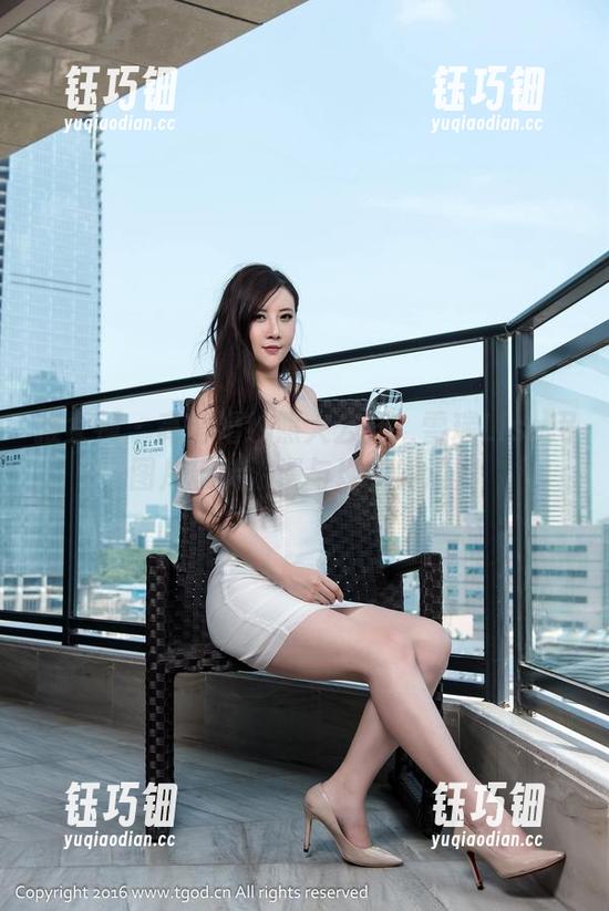 推女神-雪瑞Lisa 推女神 - 高清婚纱照大公开:雪瑞Lisa用图片玩转浪漫与现实的边界