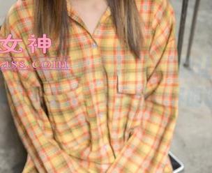 梦丝女神 – 璇璇的棉袜,高清到让人不知该偷瞄还是避开,真是壁纸界的诱惑!