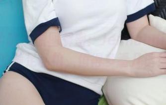 模范学院 – 原图解密：Jennanni_Jen的美足私拍，值得多看几遍！